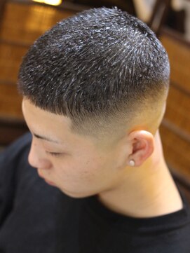 コング(KONG) バズニグロ