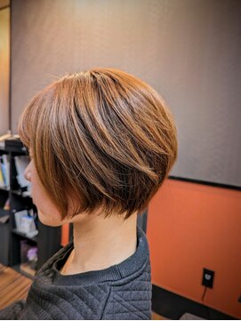 パセーヌエクルール(pacene equroole) 大人かわいいショートボブ