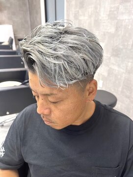 スキル 水戸(SKILL) ニュアンスカラー/ハイトーンカラー/ツーブロック/モテ髪