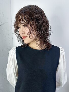 アイティー バイ アルバム 中野店(IT by ALBUM) 似合わせカットウェーブミディアムマロンベージュ_ba538521