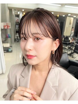 ヴェイン 渋谷(vain) 顔まわりレイヤーがかわいい！透けブラウンカラー