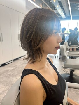 ダブルトーキョー シブヤ(W-TOKYO SHIBUYA) ハイライトグレージュ×ウルフ　ウルフカット　ネオウルフ