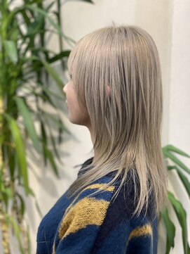 ギャラクシー ヘアードレッサーズ(galaxy hairdressers) ホワイトベージュカラー