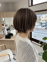 メロウ(mellow)&nbsp;ハイライト×ショートボブ