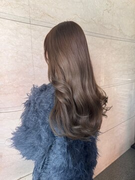 エル バイ ホーム(L by HOME) 透明感カラー　ベージュヘア　レイヤーカット　くすみベージュ