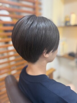 サロン ド アベニュー ハンサムショート