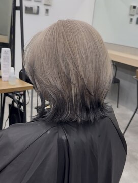 ギークス(GEEKS) 【GEEKS渋谷】グレージュカラー/裾カラー/レイヤーボブ/ウルフ