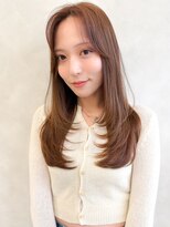 トゥルーズ 梅田店(TLUUS)&nbsp;【TLUUSデザインカラーグレージュハッシュカット】