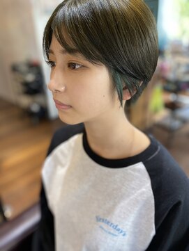 リスタ アンド リアン バイ リスタ(rista & RIAN by rista) 透明感ショートヘア