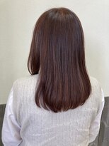 ケープラス(K+plus)&nbsp;モカブラウンの艶めきでシンプルな内巻きスタイルもランクアップ