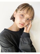 ヲタク(wotaku.)&nbsp;前髪インナーグレージュカラーブリーチカラーデザインカラーボブ