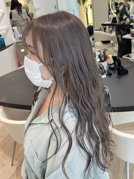 ケンジ 平塚 アネッタ(KENJE annetta) グレージュ