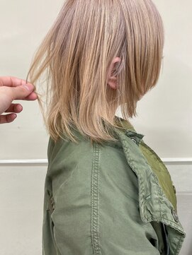 ヘアー アレス(hair ales) ホワイトブロンド/ブロンドベージュ/ブロンドカラー/ウルフ