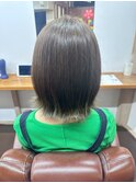 透明感グレージュ大人可愛いレイヤーボブ外ハネくびれ20代30代