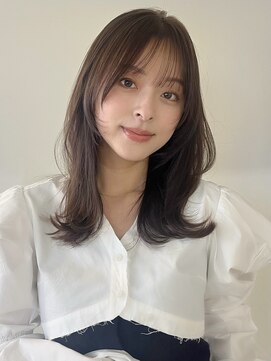 ベル 新宿(Belle) ミディアムレイヤースタイル