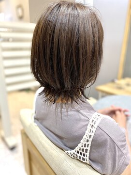 オーセンヘア(AUTHEN.HAIR) 齋藤優【くびれミディ/ふわっとミディアムボブ】