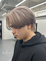 アンドメゾンオム(&Maison. homme)&nbsp;センターパート/ニュアンスパーマ/毛流れパーマ/デザインカラー