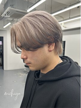 アンドメゾンオム(&Maison. homme) センターパート/ニュアンスパーマ/毛流れパーマ/デザインカラー