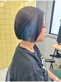 ショートボブ切りっぱなしボブタッセルボブブリーチダブルカラー