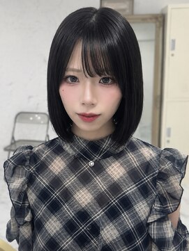 シーン(scene) 地毛風縮毛矯正 × 暗髪 × 大人ボブ