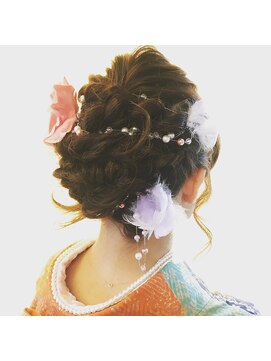 ヘアーデザイン ピニック(hair design P2C) 成人式スタイル　2020
