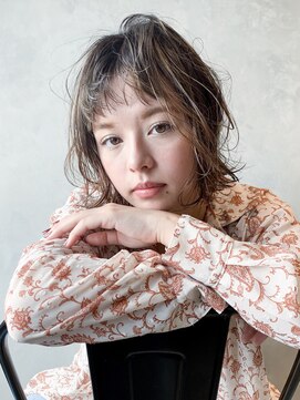 アイティー バイ アルバム 中野店(IT by ALBUM) フェミニンボブ_ハイライトカラーセミウェットウェーブ_7823