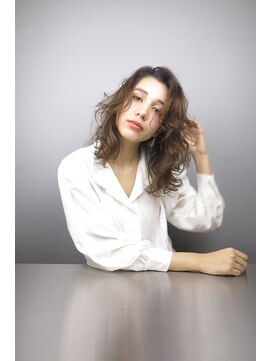 アム(amm) honey ミディアム