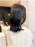 福山美容室Caary  切りっぱなしミディアム 波巻き  くびれカール