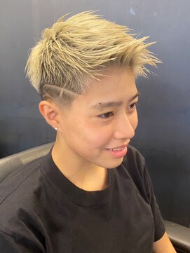 ビンゴ(BINGO) 1198ニュアンスカラープラチナハイトーン刈り上げバリカンアート