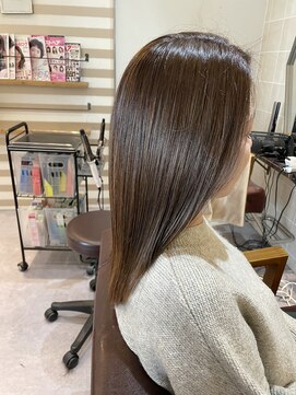 ツリーズ(Trees) 艶髪縮毛矯正