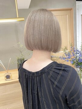 ローレン(LOREN) ミルクティーベージュぷつっとボブケアブリーチ 梅田