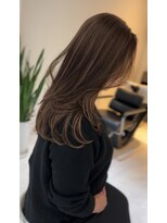 ヨロ 小岩(YOLO)&nbsp;《レイヤーカット&ハイライトベージュ》