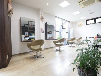 美容室shine【シャイン】