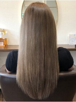 《最旬×似合わせ×色持ち◎》が叶う、潤いのある艶髪へと導きます♪【お得なカラークーポンあり】