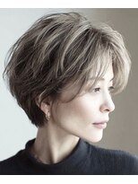 ハーツ(Heart's) 白髪ぼかし/イメチェンヘアスタイル/前髪カタログ/ショートボブ