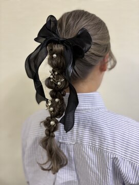 ベルクープ(BELLE COUPE) ポニーテールアレンジ