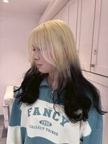 ベレーザ 渋谷(BELEZA) 17307全頭ブリーチバタフライカット金髪ルーツカラー