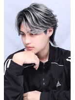 テンバイリップスヘアー(TEN by LIPPS hair)&nbsp;ホワイトシルバーアッシュバレイヤージュツーブロセンターパート