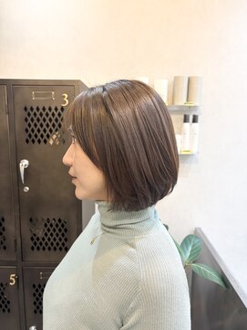 ロミバイリー(Romi by Lyee) お任せカット　洋服選ばず万能BOB ver.