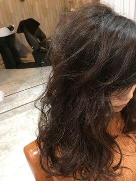アリア(ARIA) 大人ロングの無造作ウェーブ♪