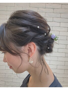 ヴァイブス(vibes) まとめ髪