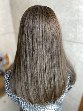 リリー(RILLY) グレージュ