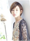 30代40代50代マッシュショートサイドバングくすみベージュ