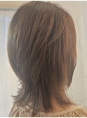 ミディアムレイヤーきれいめウルフ