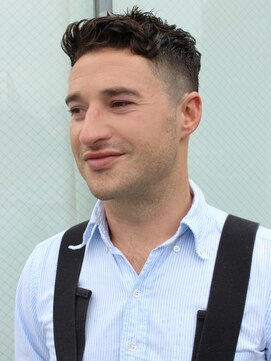 ジジバイワースホワイル(jiji by WORTH WHILE) ユアン・マクレガー　風　外国人ヘアー