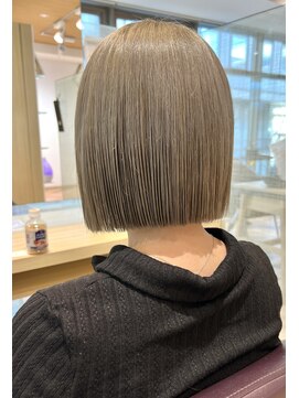 ファースト 仙台店(first) 顎下1センチ×ハイトーンボブ