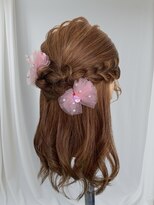 アヴソリューク(Absoluk)&nbsp;お子様ヘアセット　キッズ　ジュニア　ハーフアップ