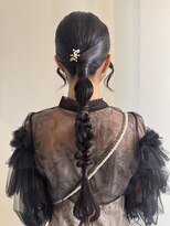ユニコ(unico) ヘアアレンジ/タイトアレンジ