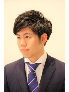 ノイセル(Noisyle) ビジカジ　セミウエット　ツーブロック　無造作ショート