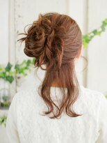 ヘアメイク ナル(hair make nalu)&nbsp;カジュアルスイートなアップスタイル